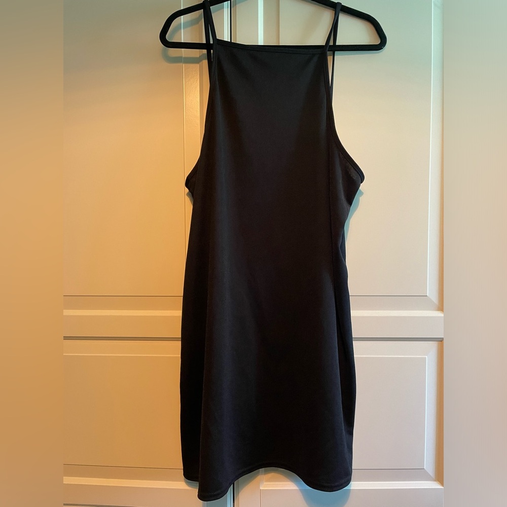 boohoo High Neck Black Sleeveless Shift Dress 16